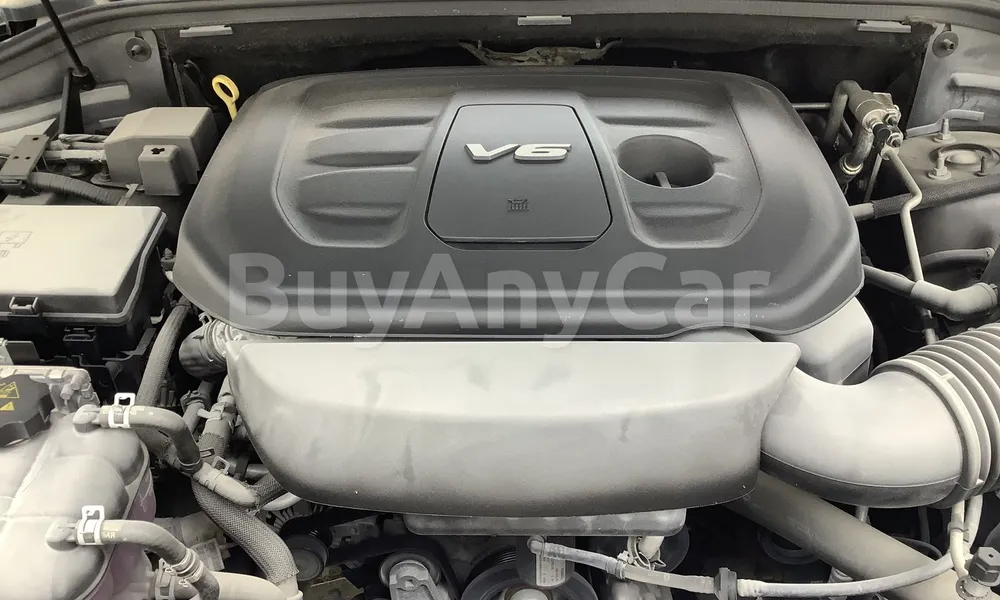 Vehicle photo 6