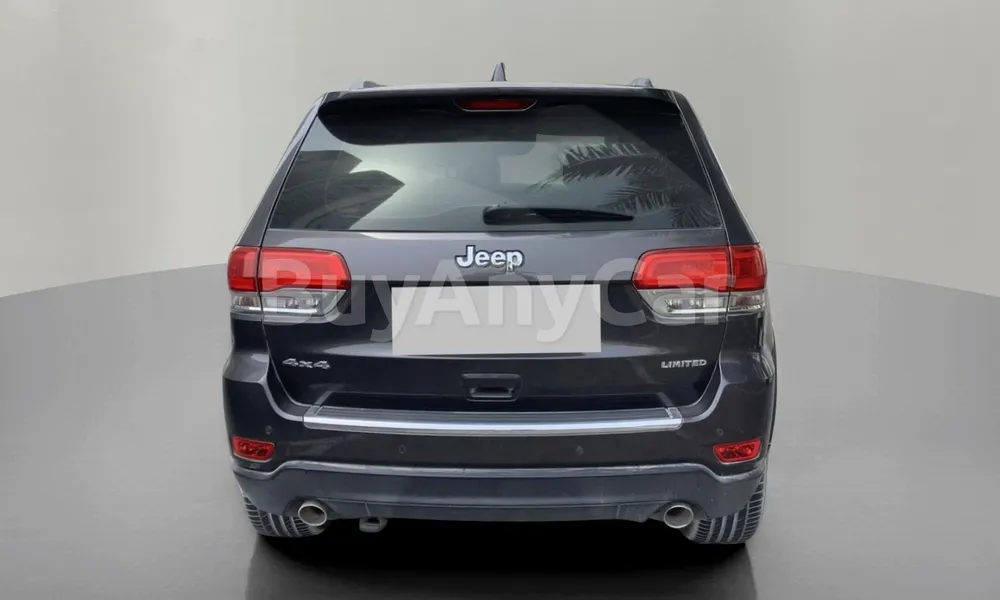Vehicle photo 2