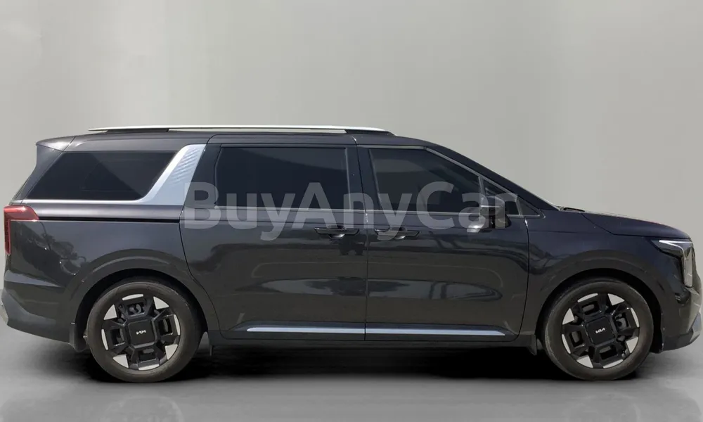 Vehicle photo 4