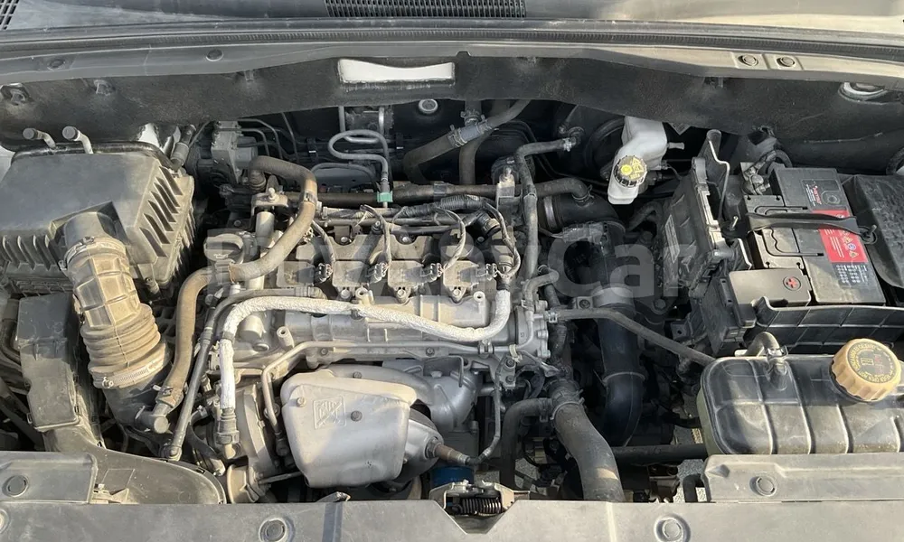 Vehicle photo 5