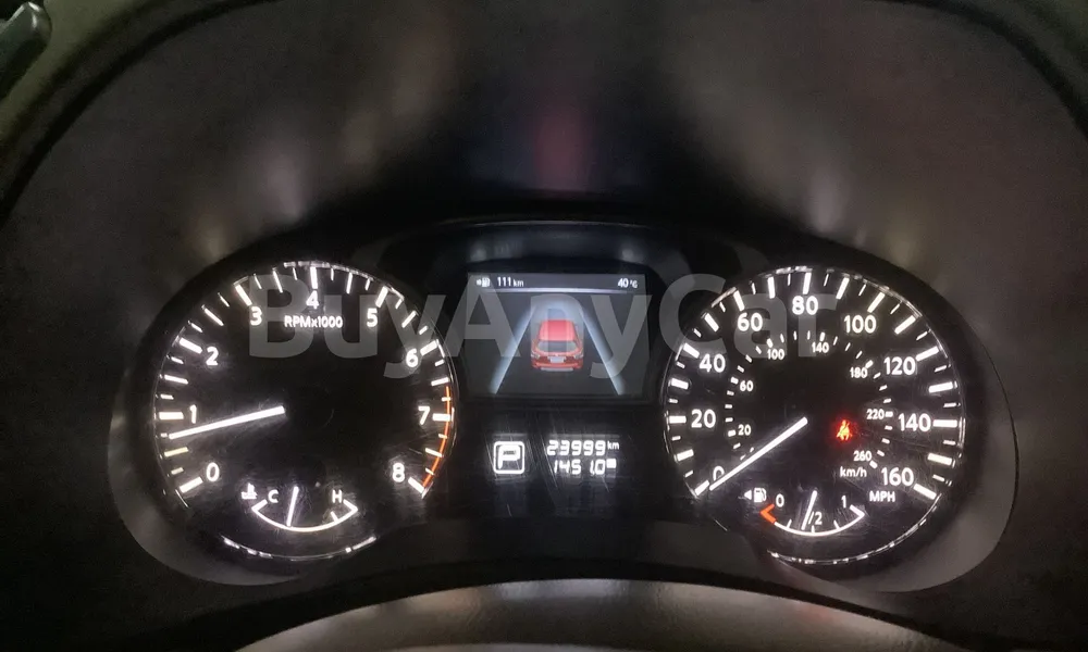 Vehicle photo 6