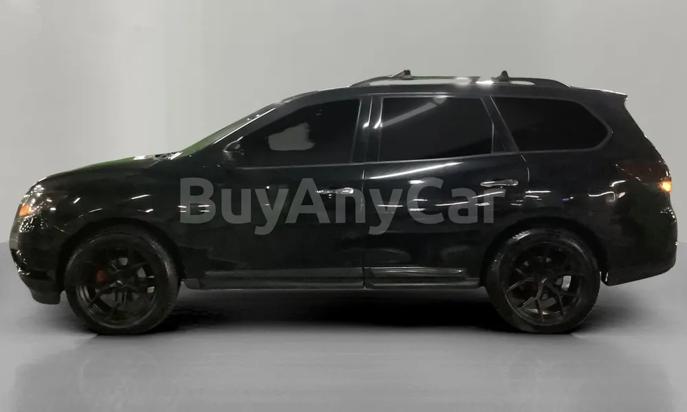 Vehicle photo 4