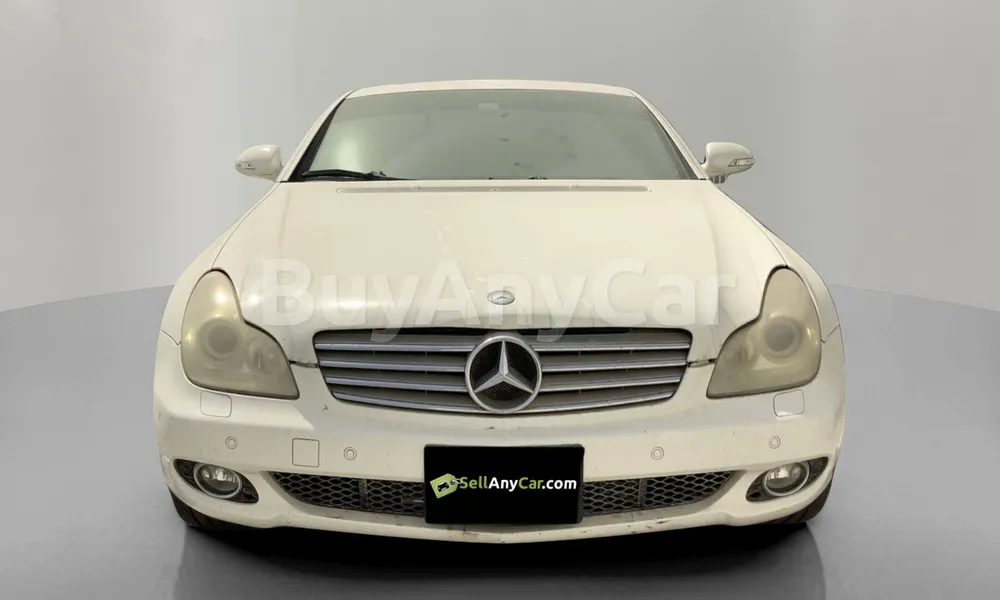 Vehicle photo 1