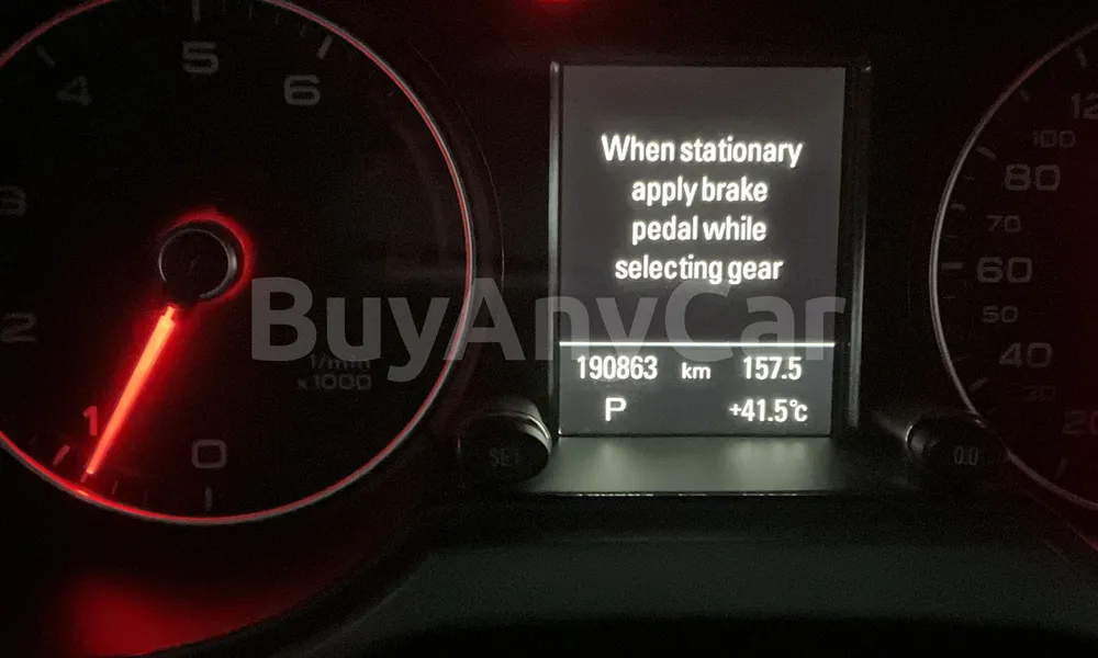 Vehicle photo 7