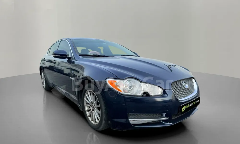 Vehicle photo 1