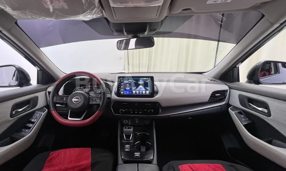 Vehicle photo 12