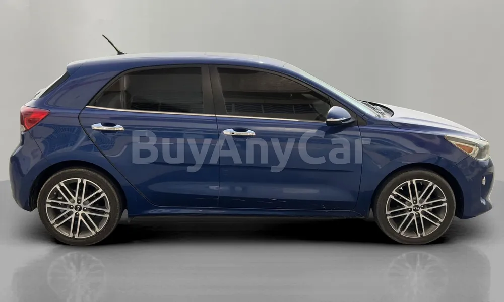 Vehicle photo 3