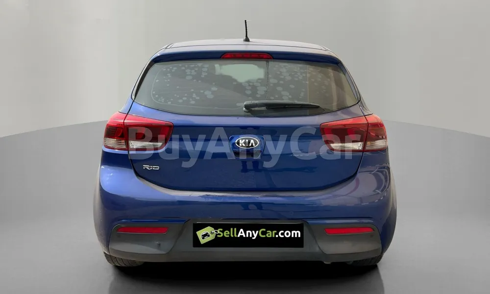 Vehicle photo 2