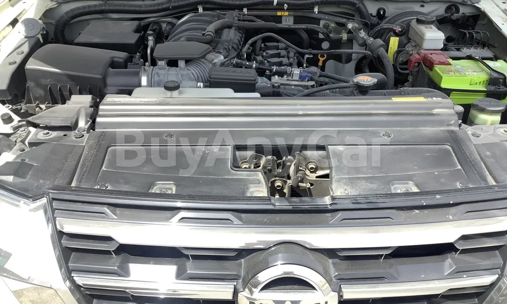 Vehicle photo 5