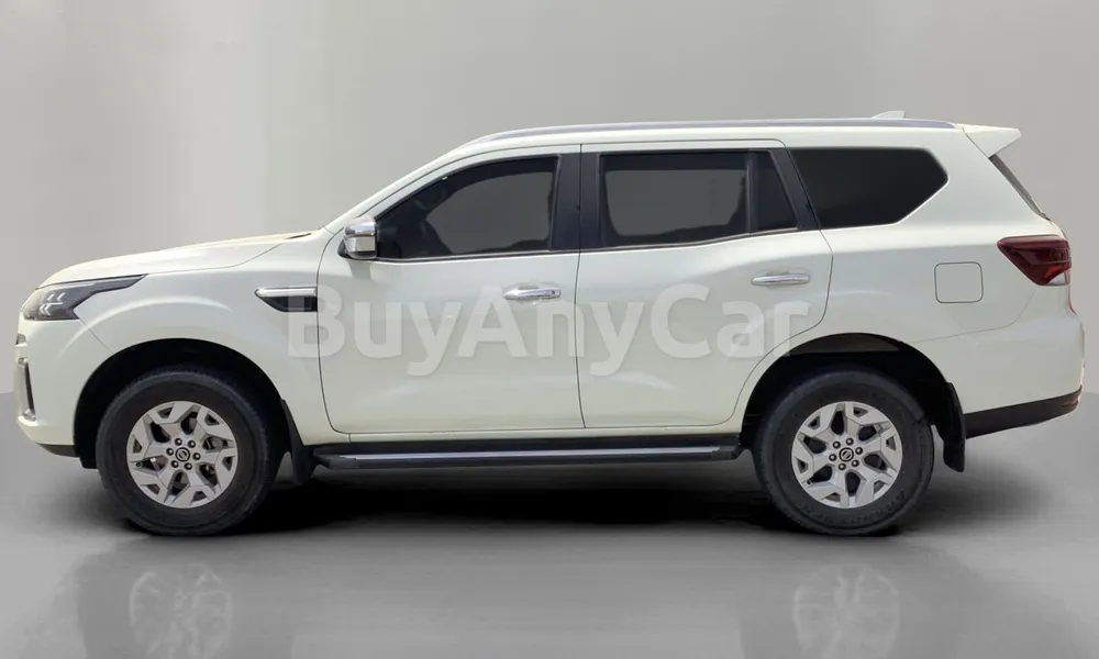 Vehicle photo 4