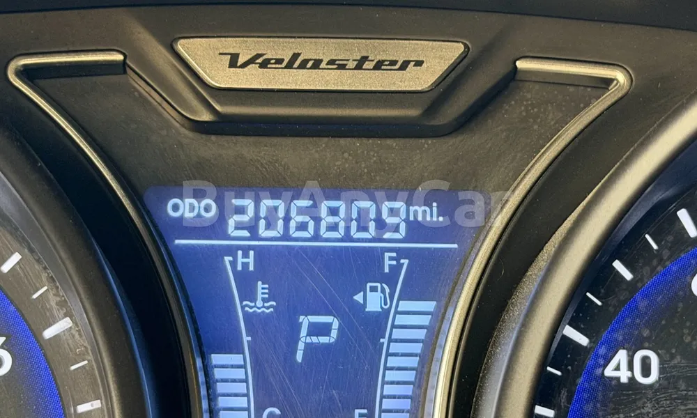 Vehicle photo 6