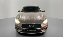 Infiniti Q30