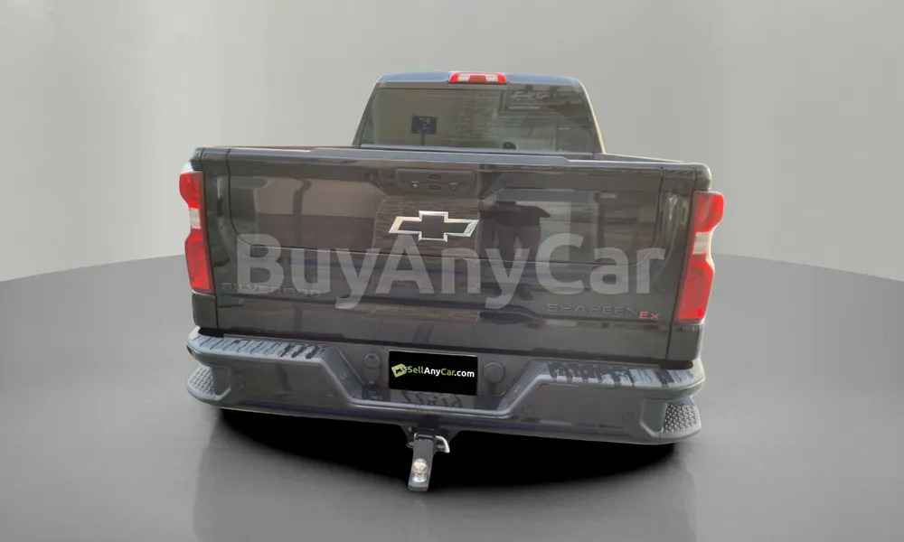 Vehicle photo 3