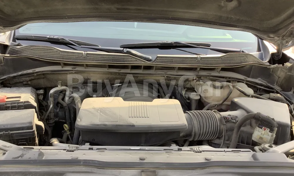 Vehicle photo 6