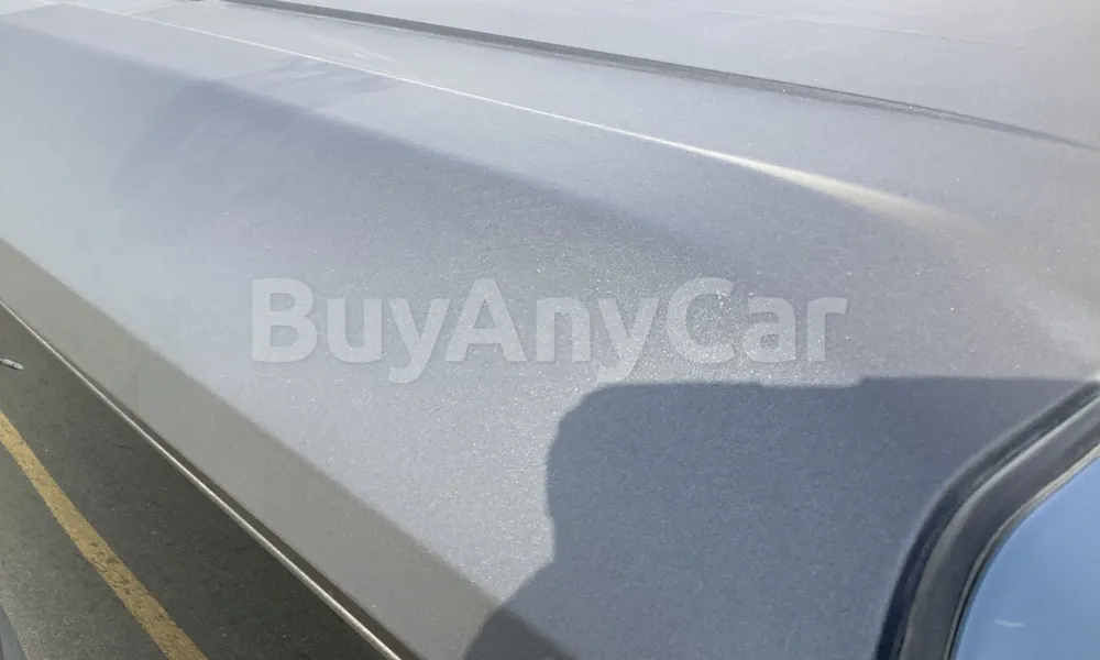 Vehicle photo 8