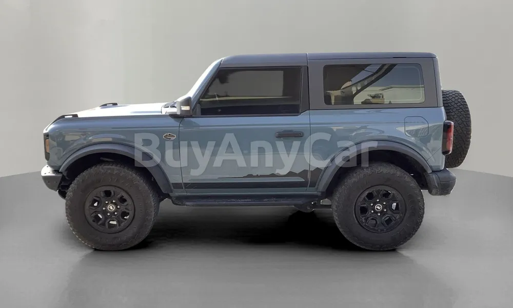 Vehicle photo 4
