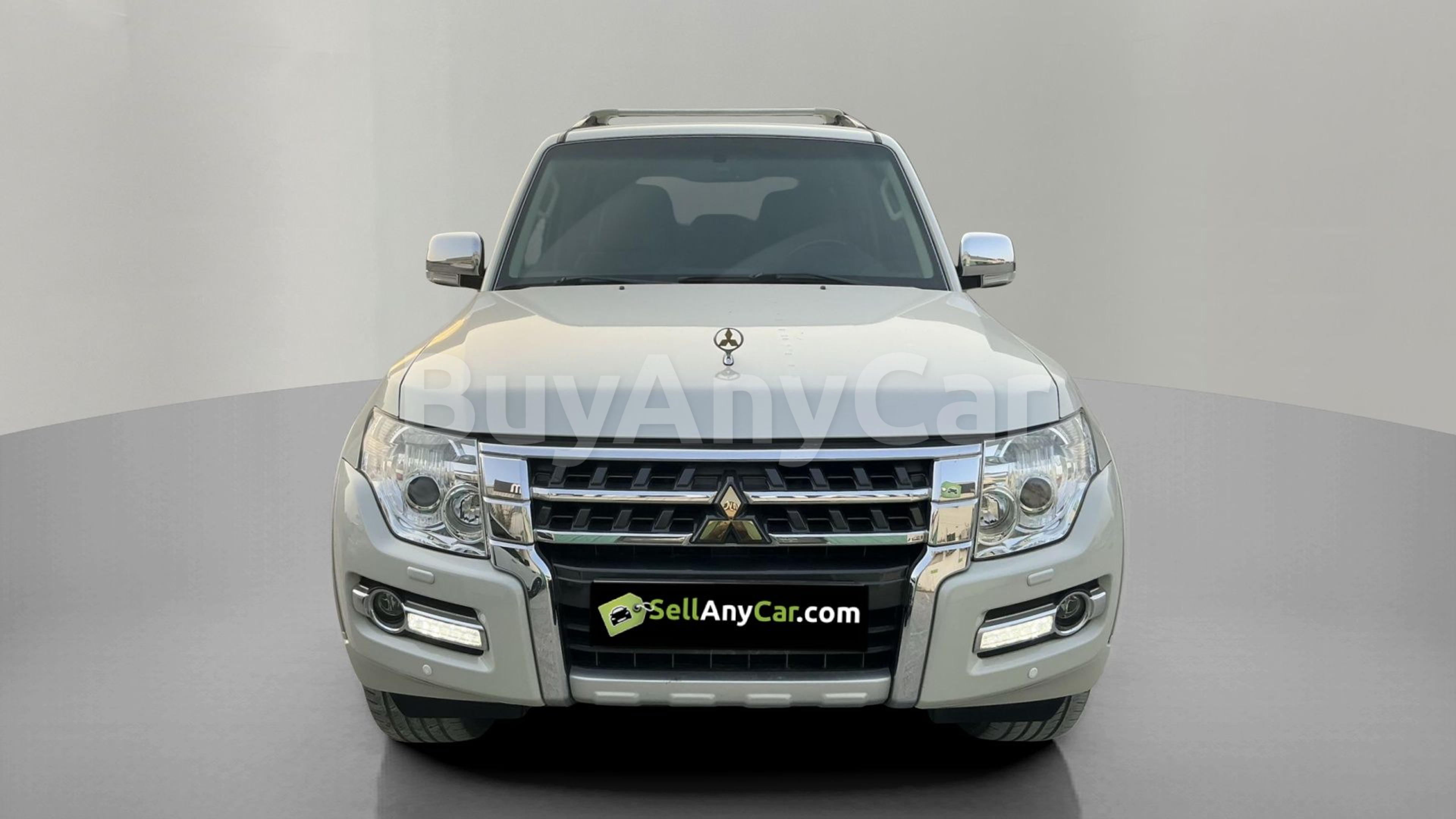 2020 Mitsubishi Pajero