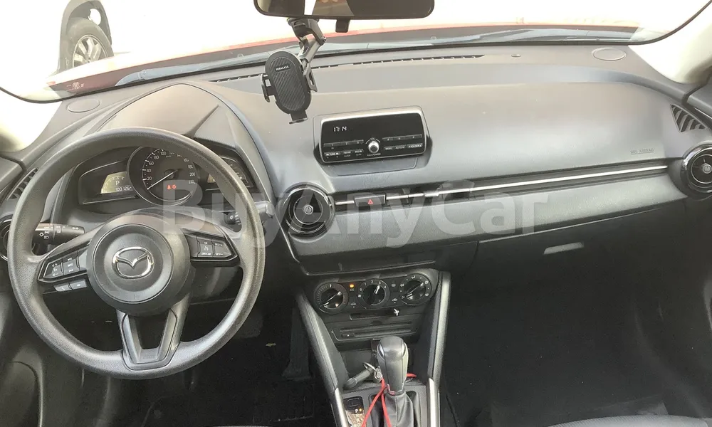 Vehicle photo 7