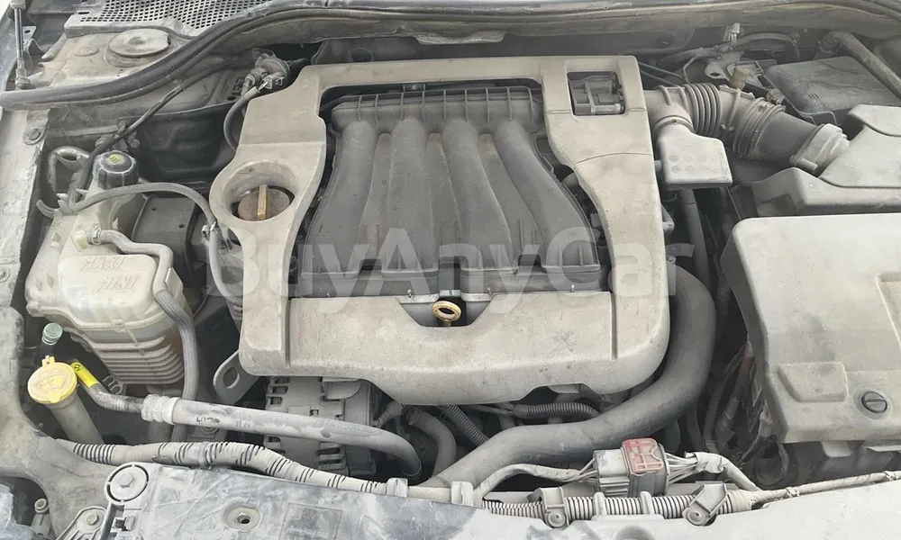Vehicle photo 7