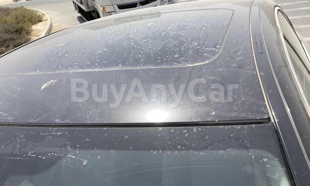 Vehicle photo 6