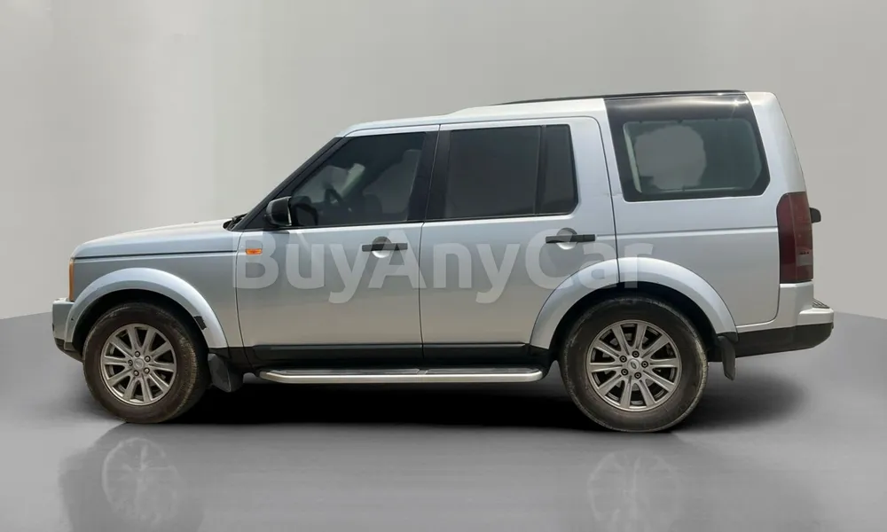 Vehicle photo 4
