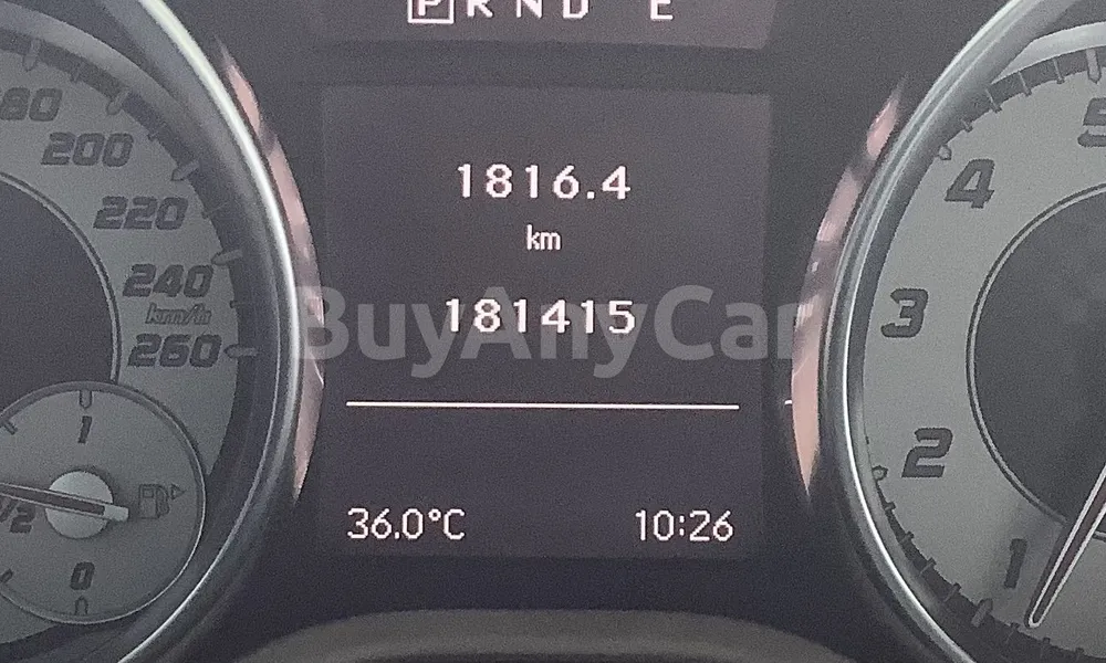 Vehicle photo 6