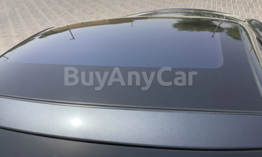 Vehicle photo 5