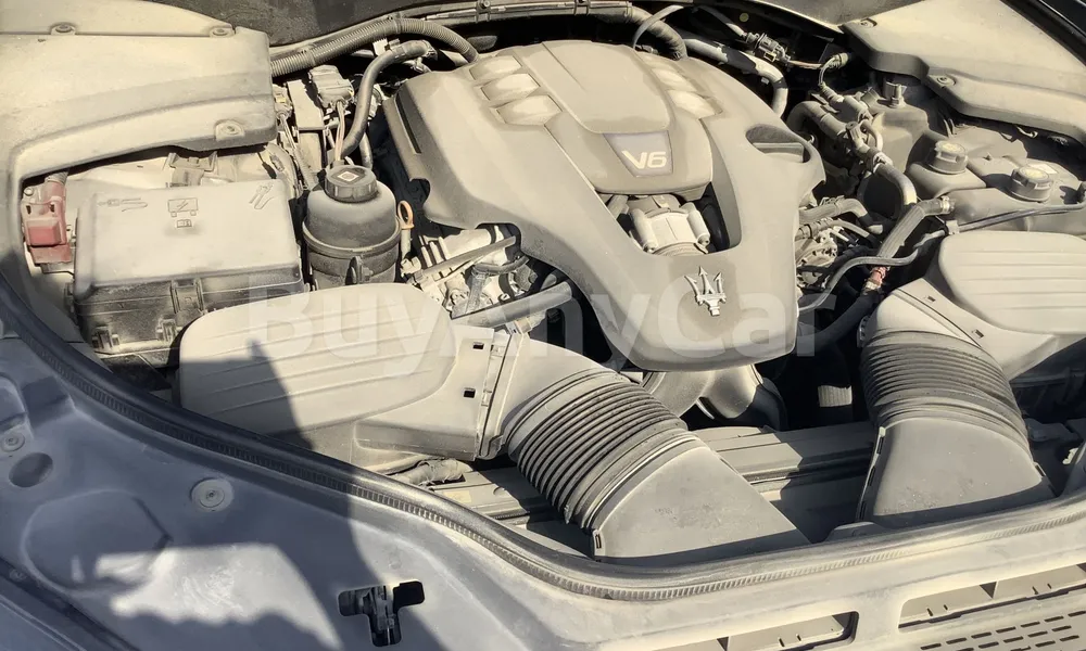 Vehicle photo 5