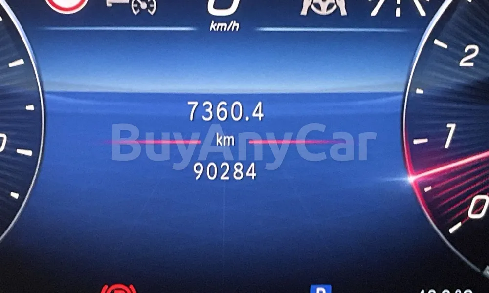 Vehicle photo 8