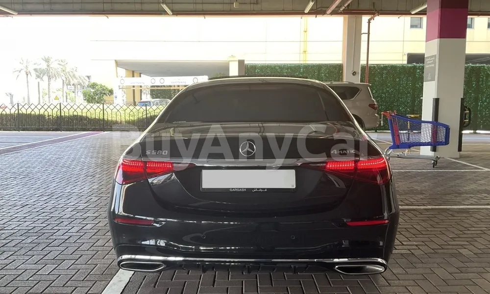 Vehicle photo 2