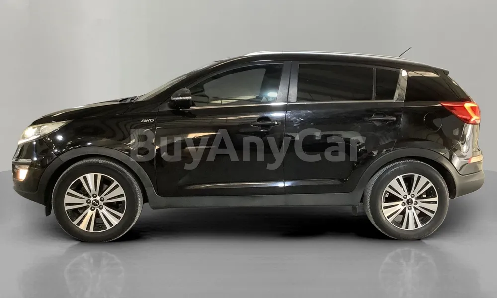 Vehicle photo 8