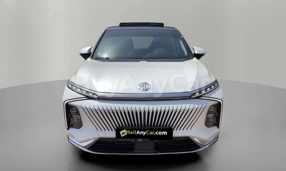 Vehicle photo 3