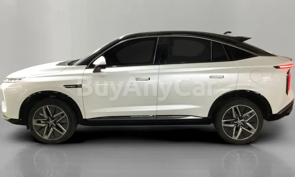 Vehicle photo 30