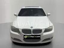 BMW 3-Series 2011