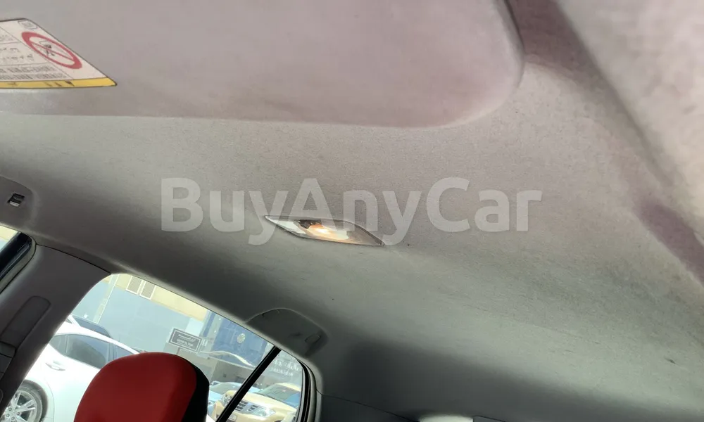 Vehicle photo 8