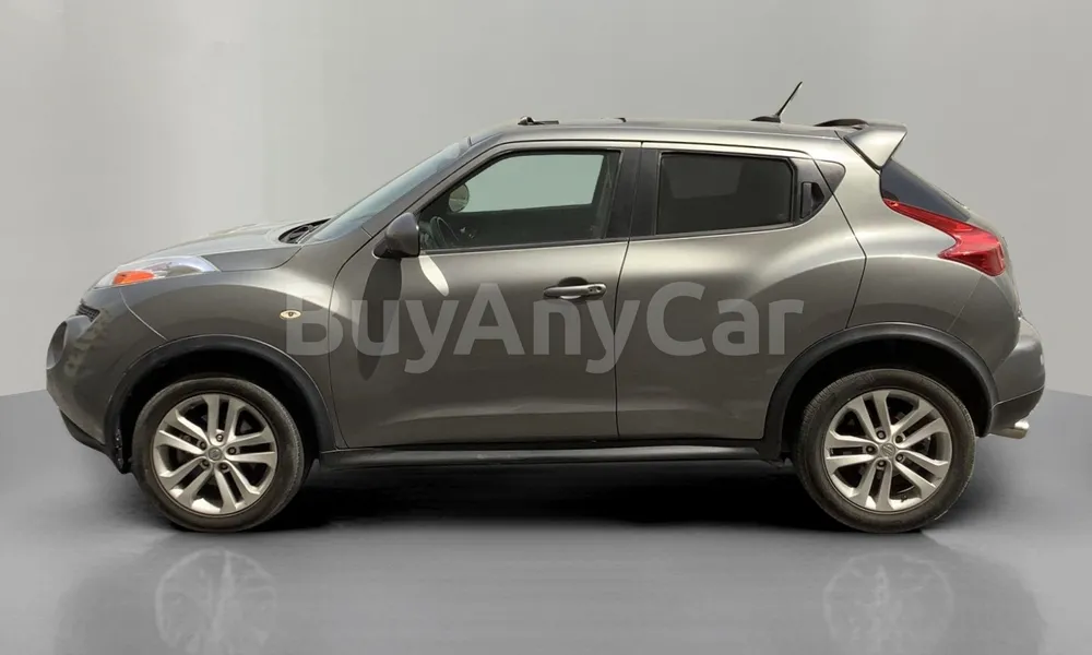 Vehicle photo 4