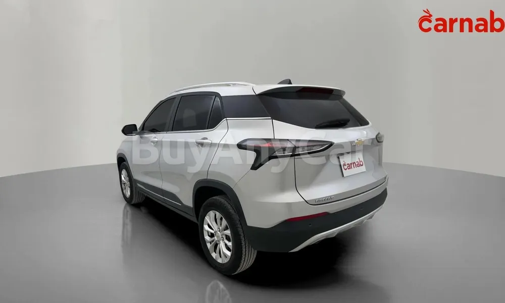 Vehicle photo 5