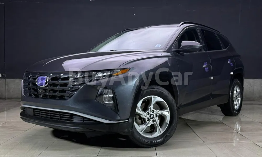 Vehicle photo 4