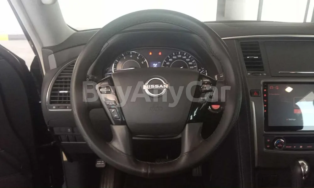 Vehicle photo 3