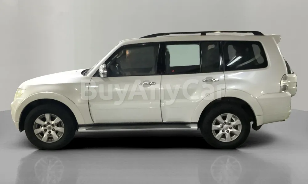 Vehicle photo 4