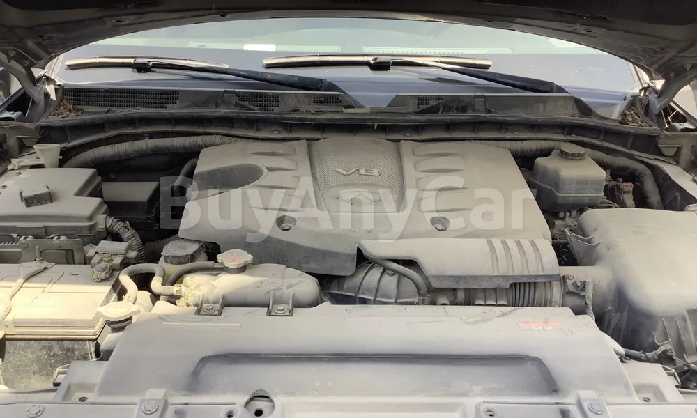 Vehicle photo 6