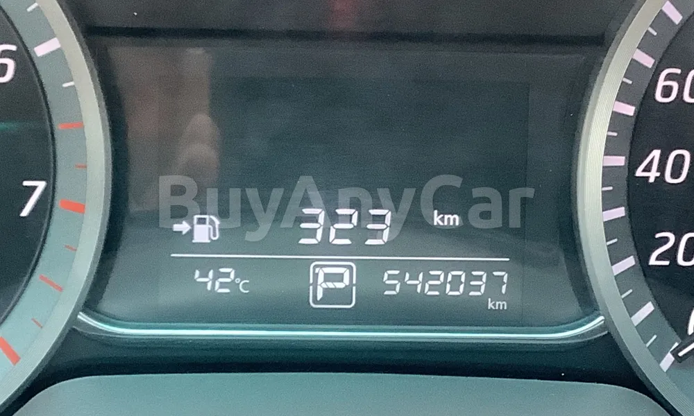 Vehicle photo 7