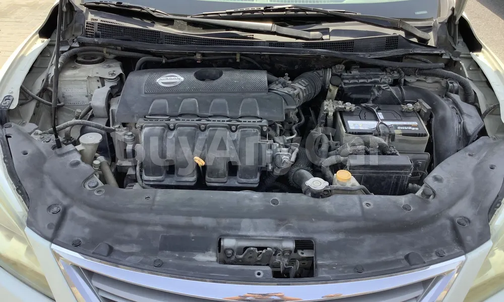 Vehicle photo 6