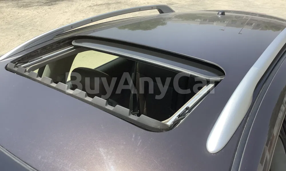Vehicle photo 5