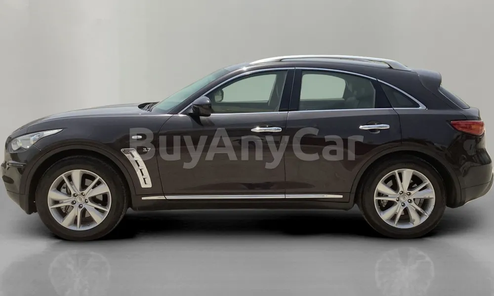 Vehicle photo 4