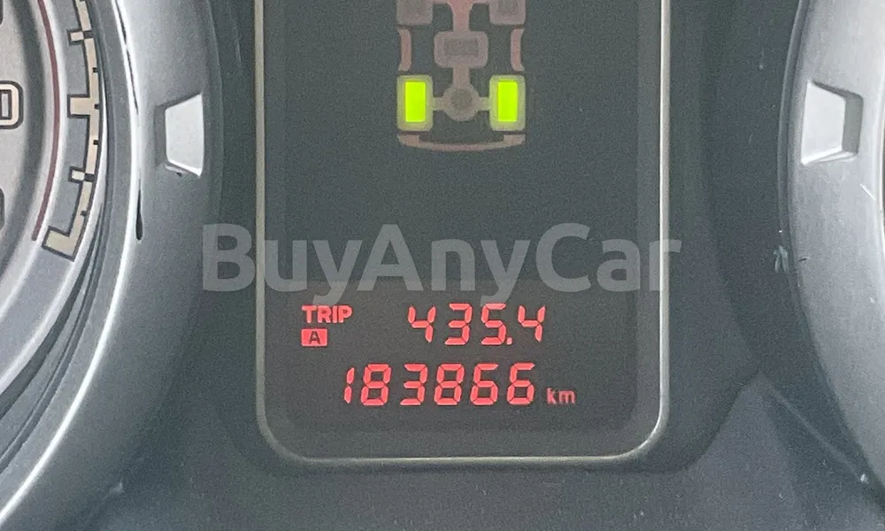 Vehicle photo 7