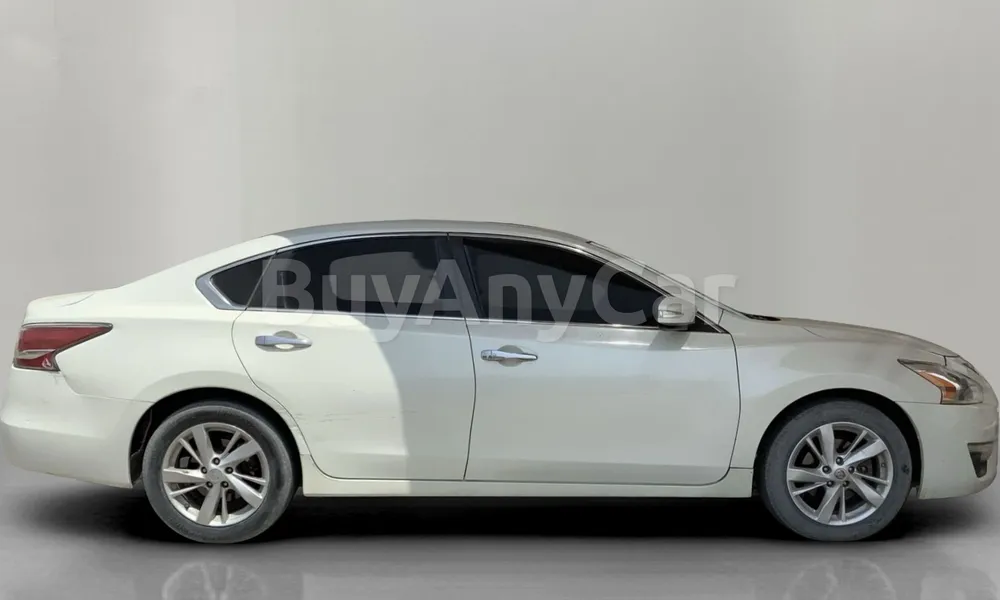 Vehicle photo 3