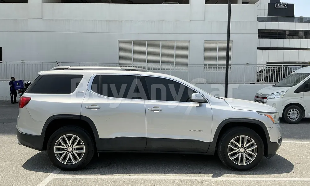Vehicle photo 3