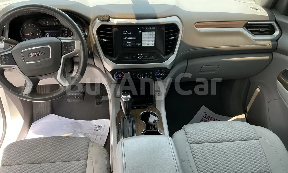 Vehicle photo 8
