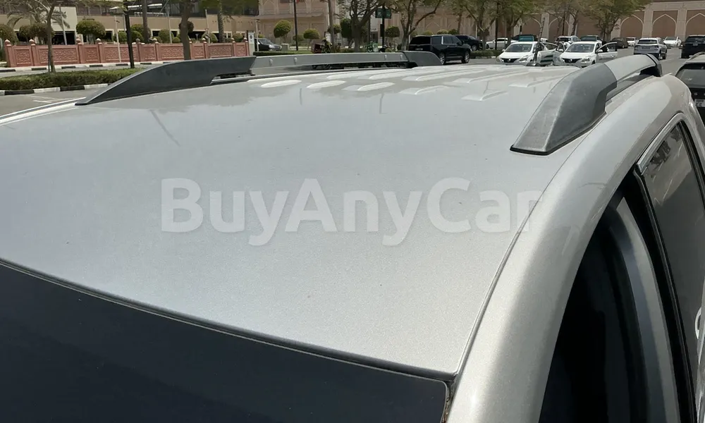 Vehicle photo 5